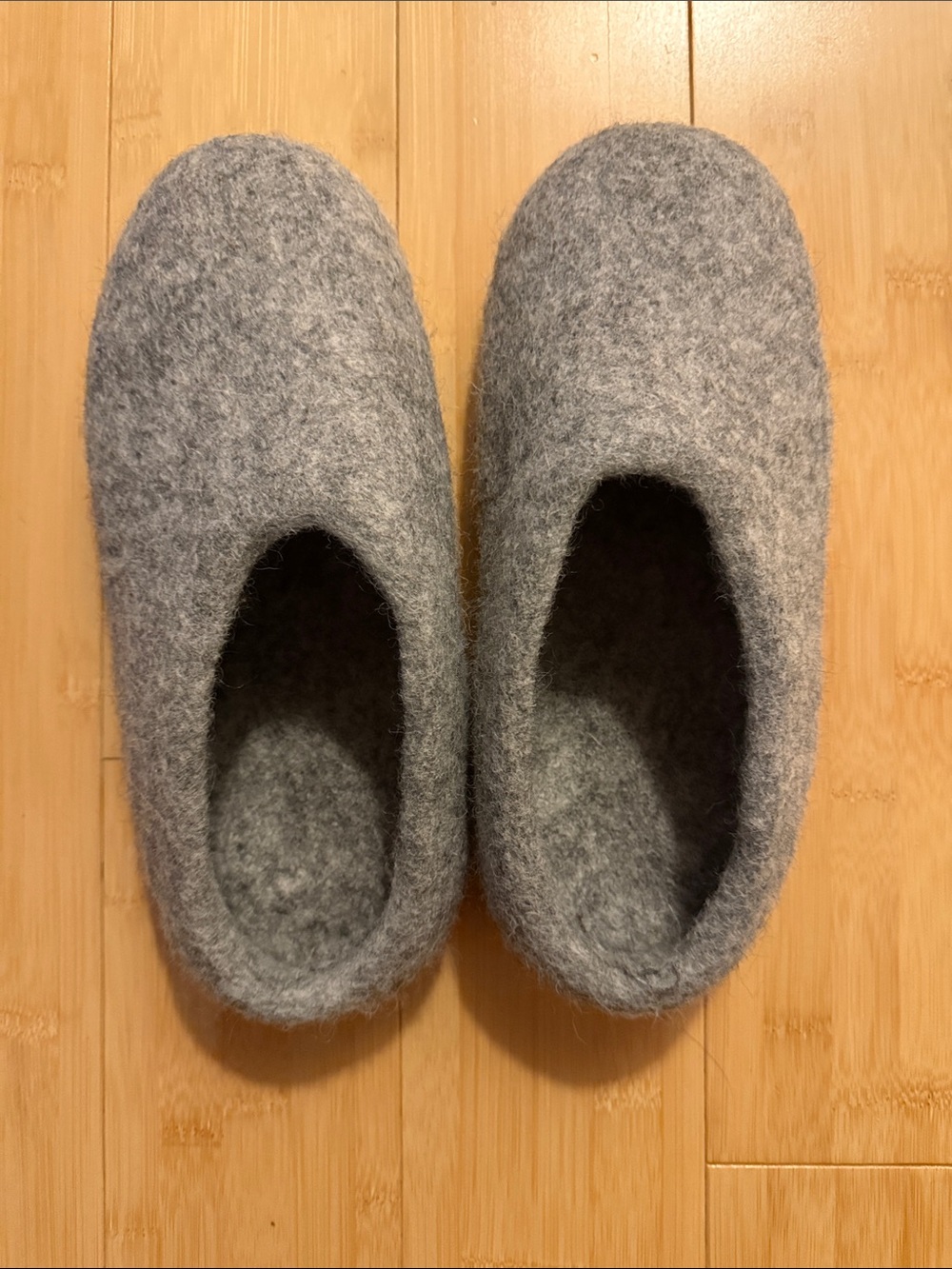 Handmade in Nepal, women’s Gray Wool Slippers